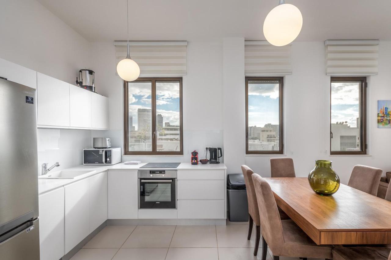 Modern & Bright 3 Bdr Close To The Beach テル・アビブ エクステリア 写真